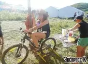 Спортивные алматинцы пьют "Победу Винокурова"