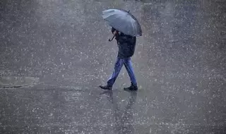 На западе и востоке Казахстана 30 августа ожидаются дожди с грозами