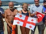 Грузинка переплыла пролив Дарданеллы со связанными руками и ногами