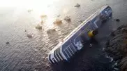 Члены экипажа лайнера Costa Concordia потребовали три миллиона евро компенсации