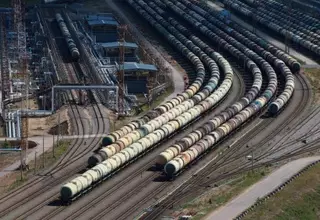 В Казахстане запрет на экспорт нефтепродуктов могут продлить на 2013 год