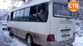 ВИДЕО: Автобус с пассажирами перевернулся в Алматы