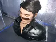 Поющего робота Элвиса Пресли привезли в Семей