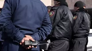 За пытки задержанных перед судом предстанут пятеро полицейских Алматы