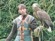 Сбежавший от англичанина казахстанский беркут освоился на воле