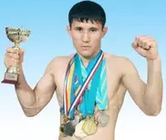 Казахстанский файтер выступит против Расула Мирзаева