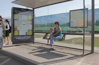 В Астане схемы проезда на автобусных остановках будут только на госязыке