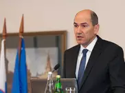 Правительство Словении ушло в отставку