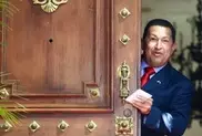 Уго Чавеса забальзамируют "подобно Ленину"