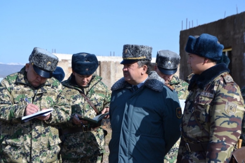 Директор Пограничной службы генерал-лейтенант Нурлан Джуламанов. Фото shekara.kz