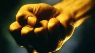 Неочищенная дорога стала причиной драки двух чиновников в СКО