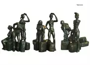 Памятник бизнесмену-"челноку" в Казахстане установят на частные деньги