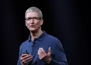Глава Apple предложил выпить кофе с ним за 50 тысяч долларов