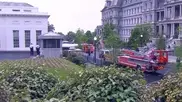 Сотрудников Белого дома в США эвакуировали из-за дыма