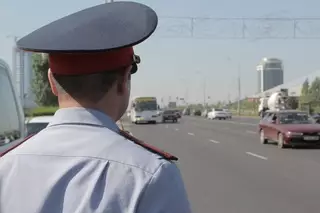 Сотрудникам правоохранительных органов предлагают изучать казахский язык в регионах