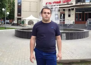 Погибшего при спасении двух школьниц дагестанца не представляют к награде из-за национальности в России