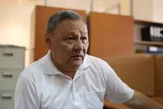 Владелец сгоревшего дома пожаловался генпрокурору на судью по делу Генконсульства РФ