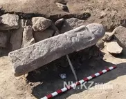 Археологи Караганды нашли гранитную бабу эпохи саков