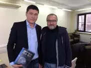 Книгу казахстанского писателя "Кирпичи 2.0" издадут в Москве в 2014 году