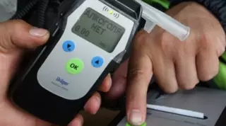 Мобильные алкотестеры начнут применять полицейские в Казахстане