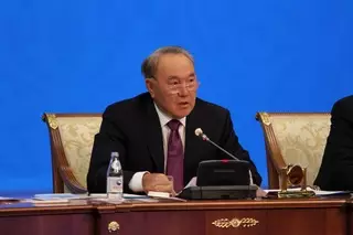 Почти на тысячу единиц будет увеличен штат казахстанских судов - Назарбаев