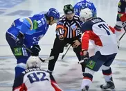 "Барыс" разгромил "Слован" на своем льду