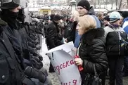 "Евромайдан": Митингующие готовятся к стычке со спецслужбами