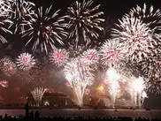 Новогодний фейерверк в Дубаи попал в Книгу рекордов Гиннесса