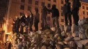 Митингующие выгнали правоохранителей из Украинского дома в центре Киева