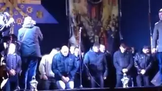 "Евромайдан": Бойцов "Беркута" поставили на колени во Львове