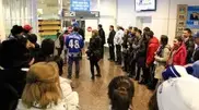 Фанаты уронили игрока "Барыса" на встрече в аэропорту Астаны
