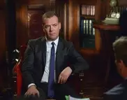 Россия не может и не собирается гарантировать территориальную целостность Украины - Медведев