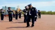 Генерал прервал танец Майкла Джексона в исполнении будущих летчиков в Актюбинской области