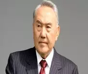 Назарбаев принял участие в церемонии поднятия Государственного флага