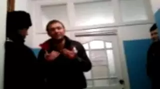 Сын бизнесмена осужден за оскорбление представителей власти