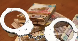 За взятку осужден главный госинспектор труда Астаны