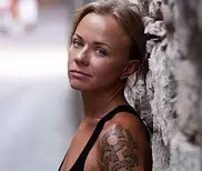 Экс-солистка "Лицея" Лена Перова отравилась психотропными веществами