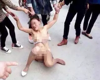 Обманутая жена жестоко наказала любовницу мужа