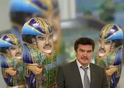 Аким Костанайской области выкупил матрешку со своим изображением