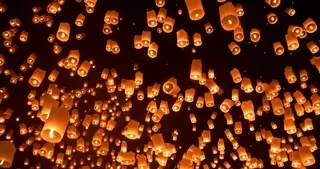 Производство и запуск "небесных фонариков" запрещен в Пекине