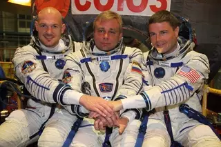 Интернациональный экипаж на борту МКС готовится к возвращению на Землю