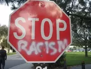 Водитель автобуса отказалась везти чернокожих пассажиров в Швеции