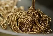 Рекорд Гиннесса на самую длинную золотую цепочку собираются поставить ювелиры Дубаи
