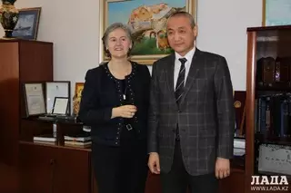 Посол Великобритании в Казахстане посетила Актау