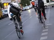 На получение гранта от Ракишева претендует проект "Велокурьер"