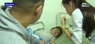 3-летняя девочка упала в канализационный колодец на улице в Астане