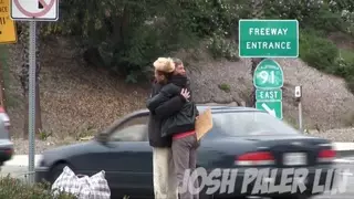 77 тысяч долларов собрали для великодушного бездомного в США