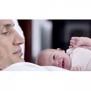 Владимир Кличко и Хейден Панеттьери представили дочь