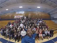 Мировой рекорд по количеству селфи за час установил американский спортсмен