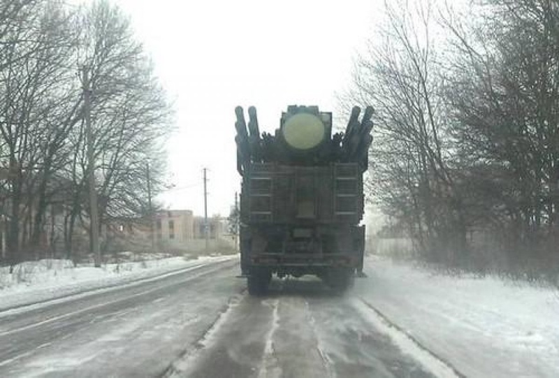 Предполагаемый российский ЗРК "Панцирь" на территории Украины. © informator.lg.ua